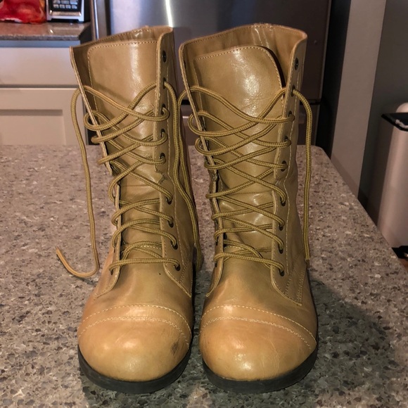 Combat boots - Picture 3 of 5